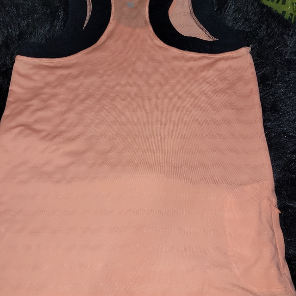 Hyba Yoga Tank - Picture 9 of 10